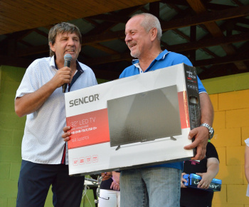 Deň matiek - Anyák napja 2013