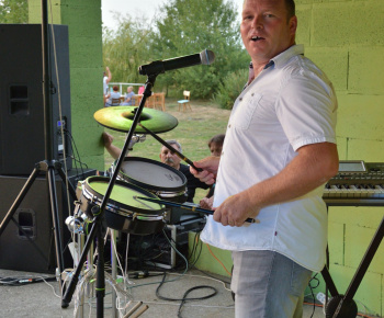 Deň matiek - Anyák napja 2013