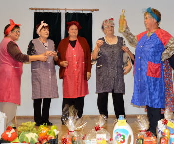Tavaszi batyús bál Mogyoróson - Tanečná zábava v Lieskovej