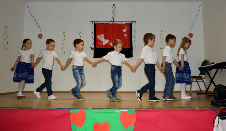 Deň matiek 2023 Anyák napja