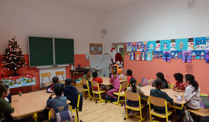 5. fotografia fotogalérie Mikulás 2024 (ZŠ-Alapiskola)