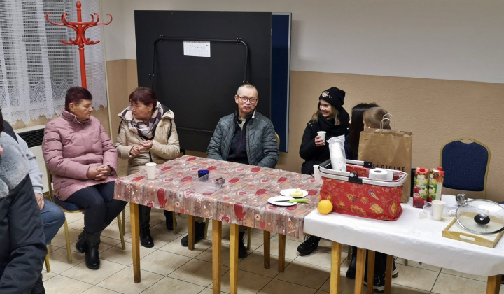 Karácsonyfa állítás Mogyorós 2024